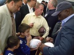 giants raise money for wyckoff family