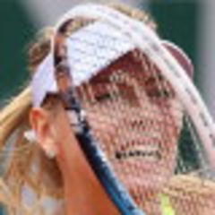rain halts sharapova and azarenka semifinal